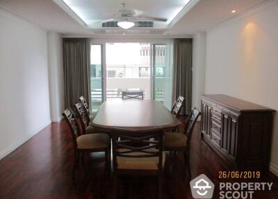 4-BR Apt. near MRT Sukhumvit (ID 511821)