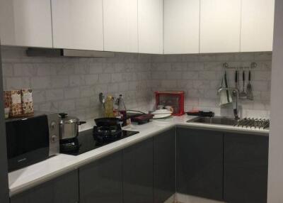 2-BR Townhouse near BTS Phrom Phong (ID 515485)