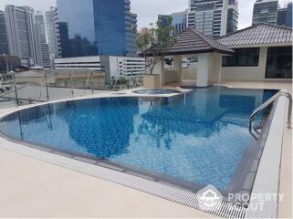 3-BR Apt. near BTS Phrom Phong (ID 511455)