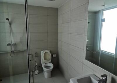 2-BR Condo at Siri At Sukhumvit near MRT Khlong Toei (ID 514956)