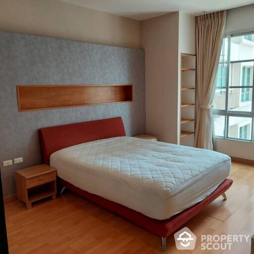 2-BR Condo at Citi Smart Sukhumvit 18 near BTS Asok