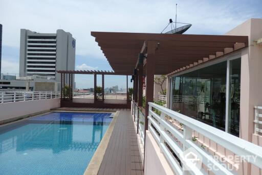 2-BR Condo at Baan Siri 31 Condominium near ARL Makkasan