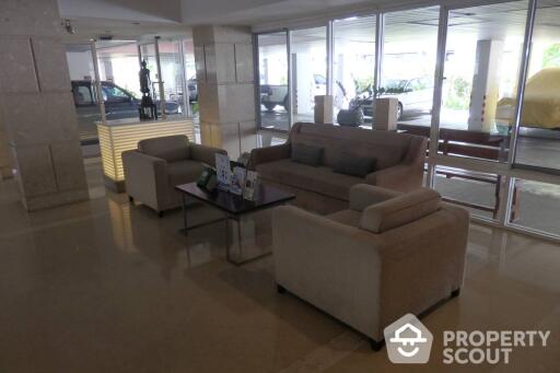 2-BR Condo at Baan Siri 31 Condominium near ARL Makkasan