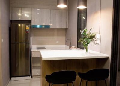 1-BR Condo at Life One Wireless near BTS Phloen Chit