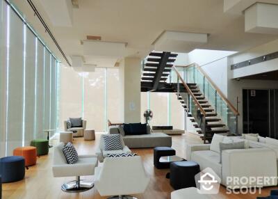 1-BR Condo at The Room Sukhumvit 21 near MRT Sukhumvit