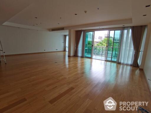 4-BR Condo at Belgravia Residences Condominium near BTS Thong Lor (ID 515581)