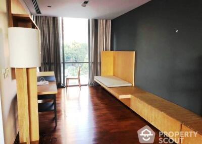 2-BR Condo at Domus Condominium near BTS Asok