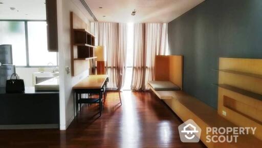 2-BR Condo at Domus Condominium near BTS Asok