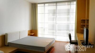 2-BR Condo at Domus Condominium near BTS Asok