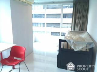 2-BR Condo at Sukhumvit Living Town near MRT Phetchaburi