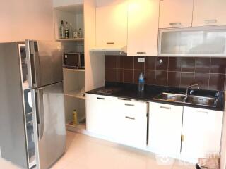 2-BR Condo at Sukhumvit Living Town near MRT Phetchaburi