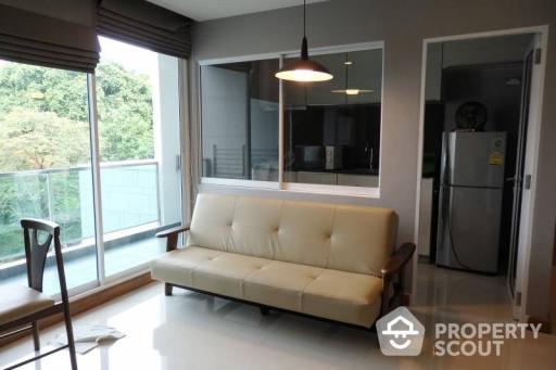 2-BR Condo at Tree Condo Ekamai near BTS Ekkamai