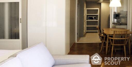 1-BR Condo at Baan Siri Sathorn Yenakard Condominium near MRT Khlong Toei