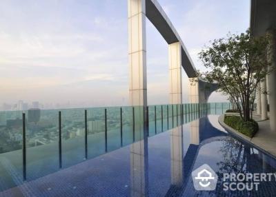 2-BR Condo at Life Ratchadapisek near MRT Huai Khwang