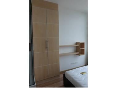 1-BR Condo at Ideo Verve Sukhumvit near BTS On Nut