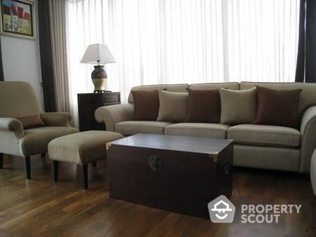 3-BR Condo at Siri Residence Sukhumvit near BTS Phrom Phong