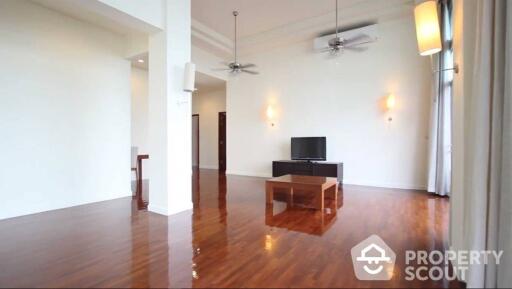 4-BR Apt. near BTS Surasak (ID 515543)