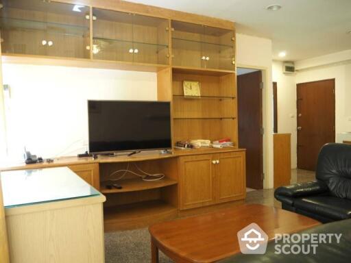 1-BR Condo at Saranjai Mansion Condominium near BTS Nana (ID 514261)