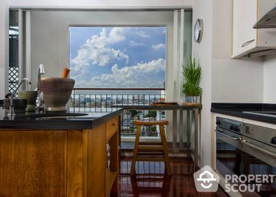 4-BR Condo at Panburi Condo near BTS Surasak (ID 514766)