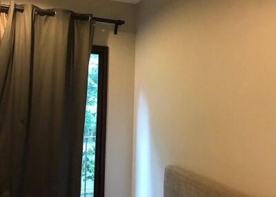 1-BR Condo at Condolette Dwell Sukhumvit 26 near BTS Phrom Phong