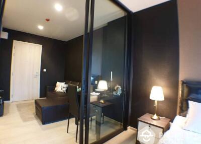 1-BR Condo at Life Asoke near ARL Makkasan