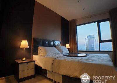 1-BR Condo at Life Asoke near ARL Makkasan