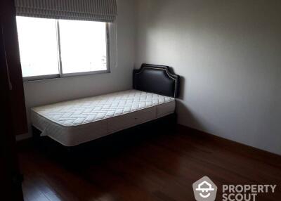 3-BR Condo at D.S. Tower 2 Sukhumvit 39 Condominium near MRT Sukhumvit