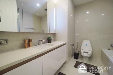 2-BR Condo at Q Langsuan near BTS Ratchadamri (ID 510802)