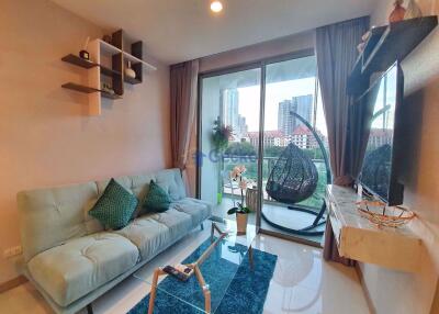 1 Bedroom Condo in The Riviera Wong Amat Beach Wongamat C008626