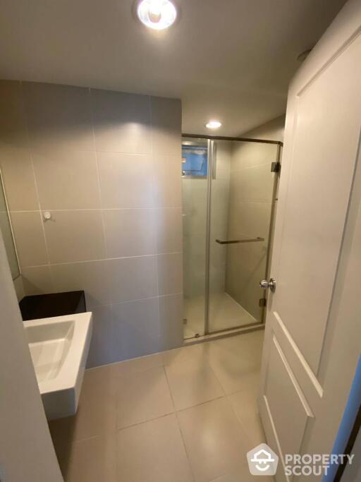 3-BR Condo at Belle Grand Rama 9 near MRT Phra Ram 9 (ID 465585)