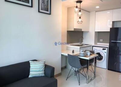 1 Bedroom Condo in The Riviera Wong Amat Beach Wongamat C007796