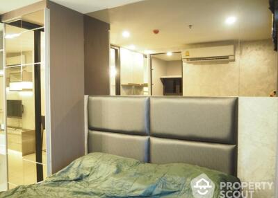 1-BR Condo at Life Asoke near ARL Makkasan