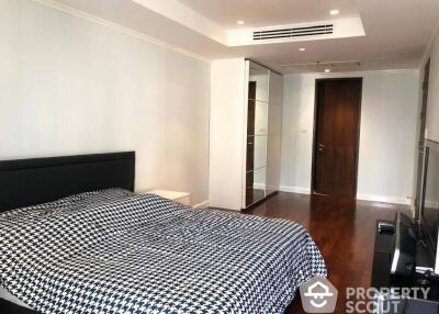 2-BR Condo at The Oleander near BTS Nana