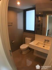 2-BR Condo at Rhythm Sukhumvit 42 near BTS Ekkamai (ID 514423)