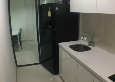 2-BR Condo at Rhythm Sukhumvit 42 near BTS Ekkamai (ID 514423)