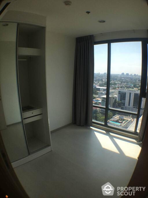 2-BR Condo at Rhythm Sukhumvit 42 near BTS Ekkamai (ID 514423)