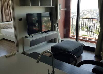 1-BR Condo at Wyne By Sansiri near BTS Phra Khanong