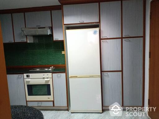 2-BR Apt. near BTS Ari