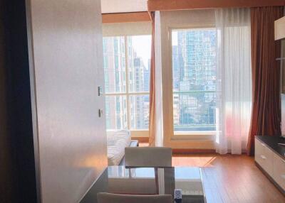 Studio Condo at The Address Chidlom near BTS Chit Lom