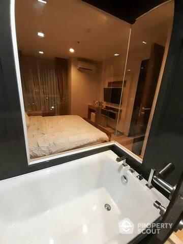 1-BR Condo at Rhythm Sathorn near BTS Saphan Taksin (ID 435680)