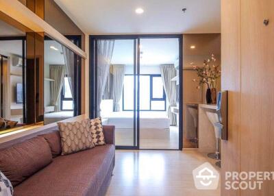 1-BR Condo at Life Asoke near ARL Makkasan