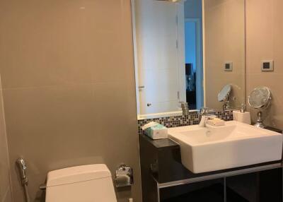 2-BR Condo at The Crest Sukhumvit 34 near BTS Thong Lor (ID 140484)