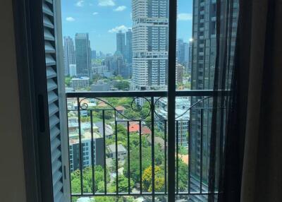 2-BR Condo at The Crest Sukhumvit 34 near BTS Thong Lor (ID 140484)