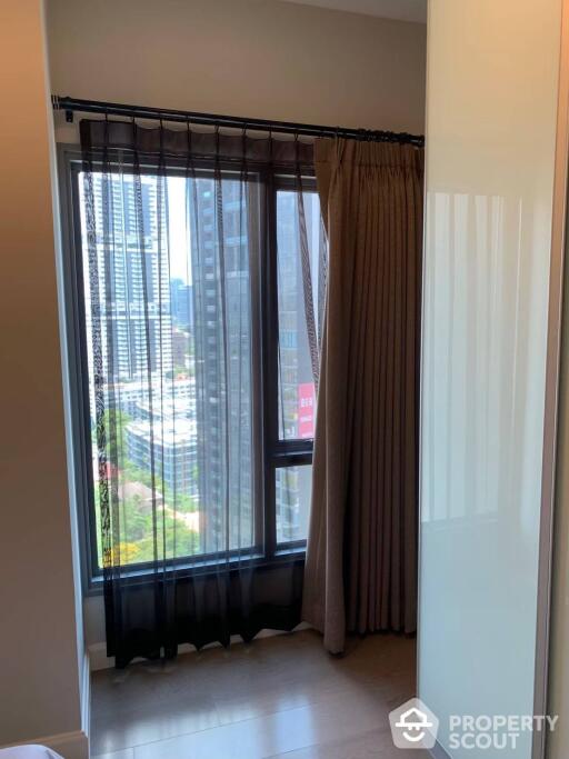 2-BR Condo at The Crest Sukhumvit 34 near BTS Thong Lor (ID 140484)