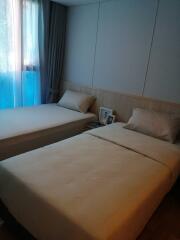 For RENT : Piya Apartment Sukhumvit 15 / 3 Bedroom / 3 Bathrooms / 142 sqm / 95000 THB [R11812]