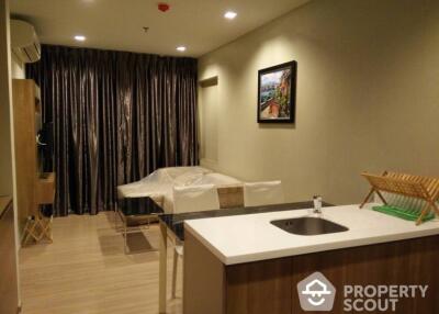 1-BR Condo at Rhythm Sathorn near BTS Saphan Taksin