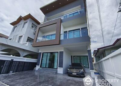 4-BR House near BTS Ekkamai