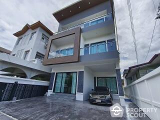 4-BR House near BTS Ekkamai