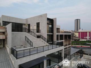 Mixed Use for Rent in Bang Na Nuea