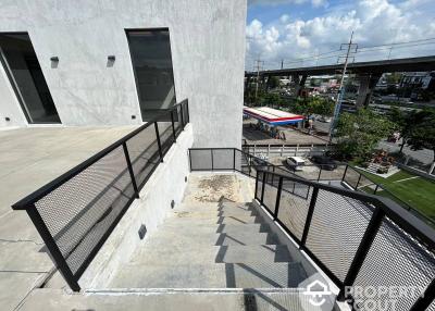 Mixed Use for Rent in Bang Na Nuea